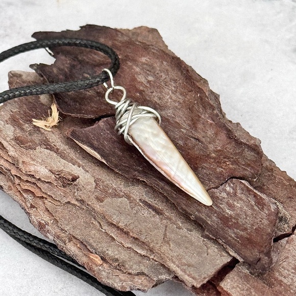 5 For $25💫Nautical Spear Sea Shell Pendant Necklace - Picture 5 of 6